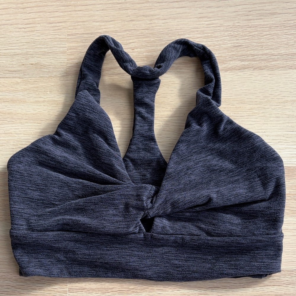 Victoria's Secret Twist Sports Bra